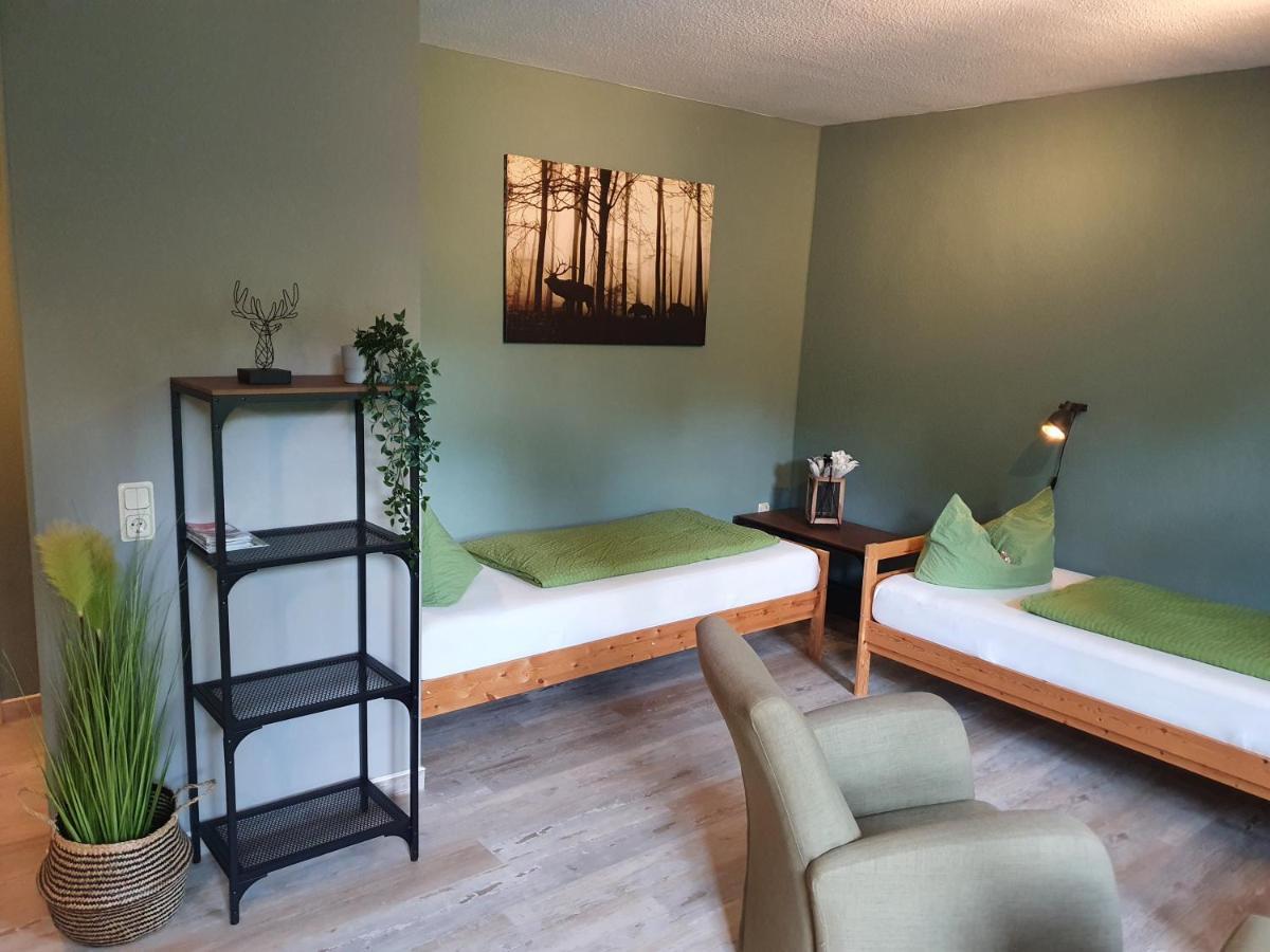 Gehlberg Apartments Und Bistro Zum Glasmacher מראה חיצוני תמונה