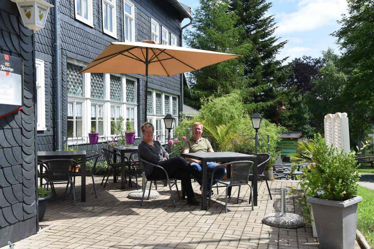 Gehlberg Apartments Und Bistro Zum Glasmacher מראה חיצוני תמונה